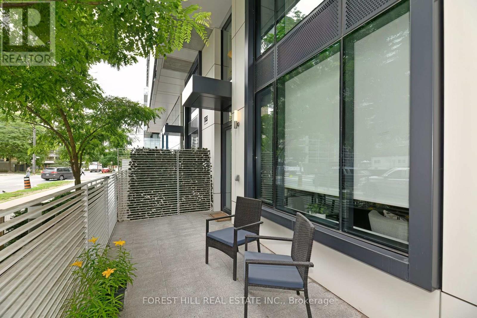 Photo 17 of 102 161 Roehampton Avenue, Toronto ON