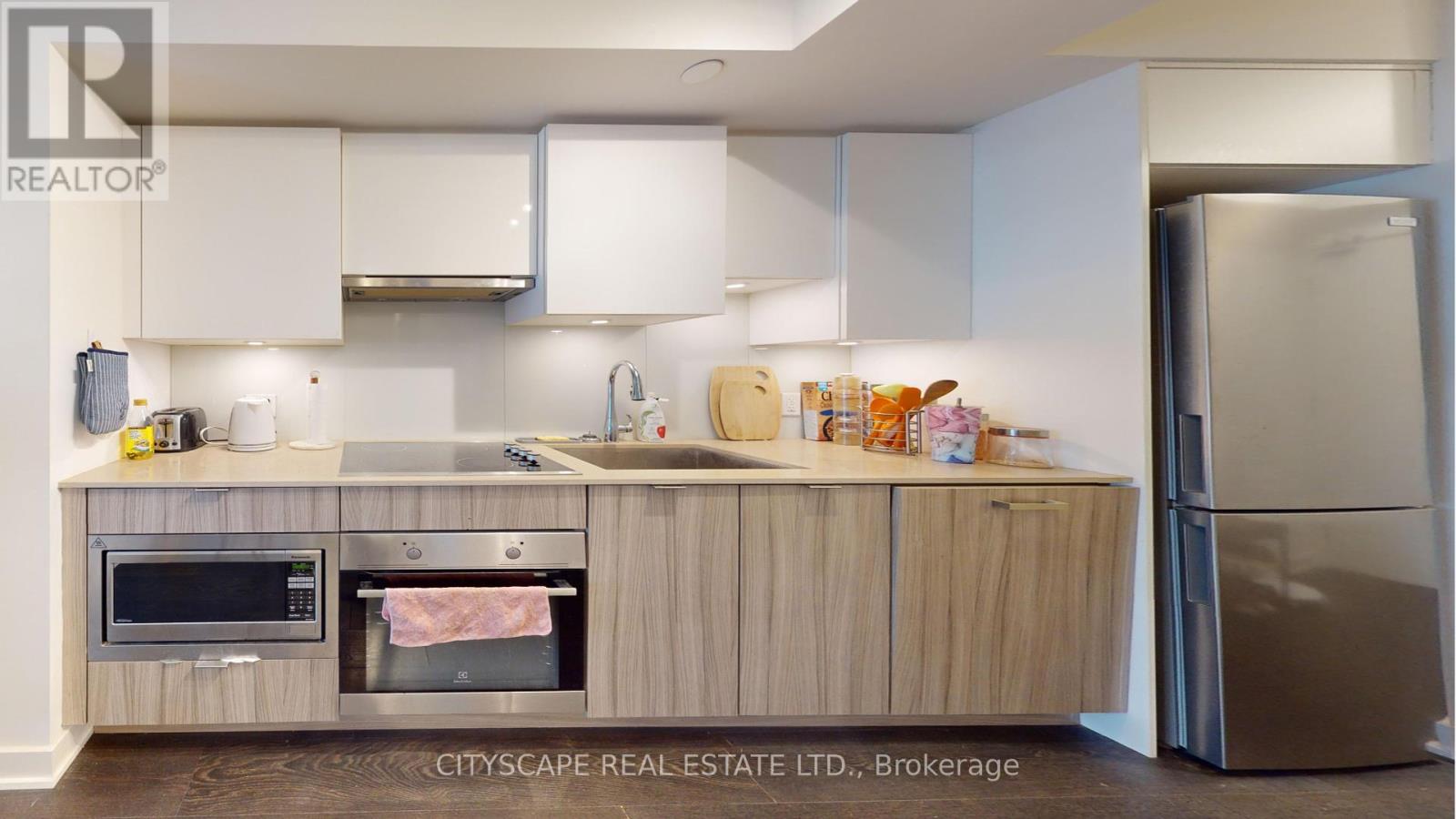 Photo 18 of 3501 195 Redpath Avenue, Toronto ON