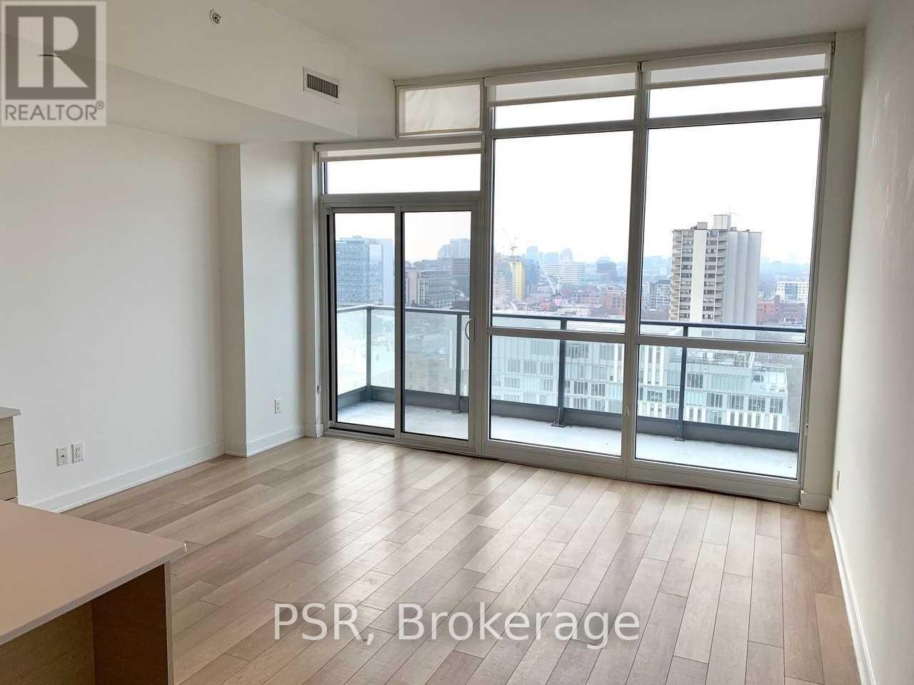 Photo 4 of 1904 210 Simcoe Street, Toronto ON