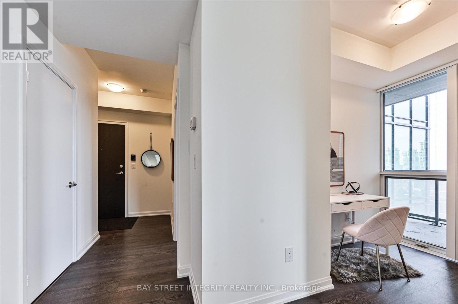 Photo 21 of 1808 11 Bogert Avenue, Toronto ON