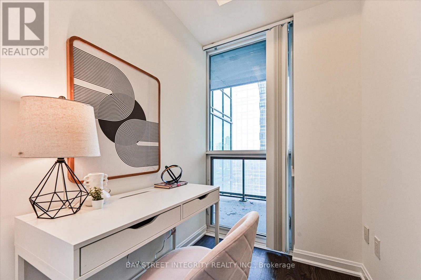 Photo 2 of 1808 11 Bogert Avenue, Toronto ON