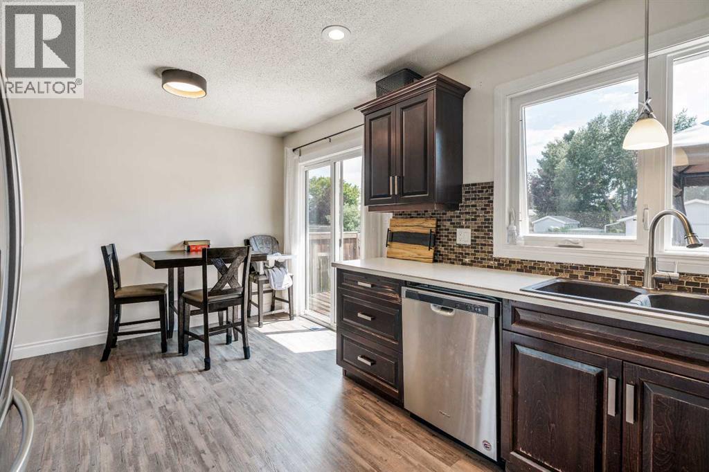 Photo 9 of 4806 60 Ave, Taber AB