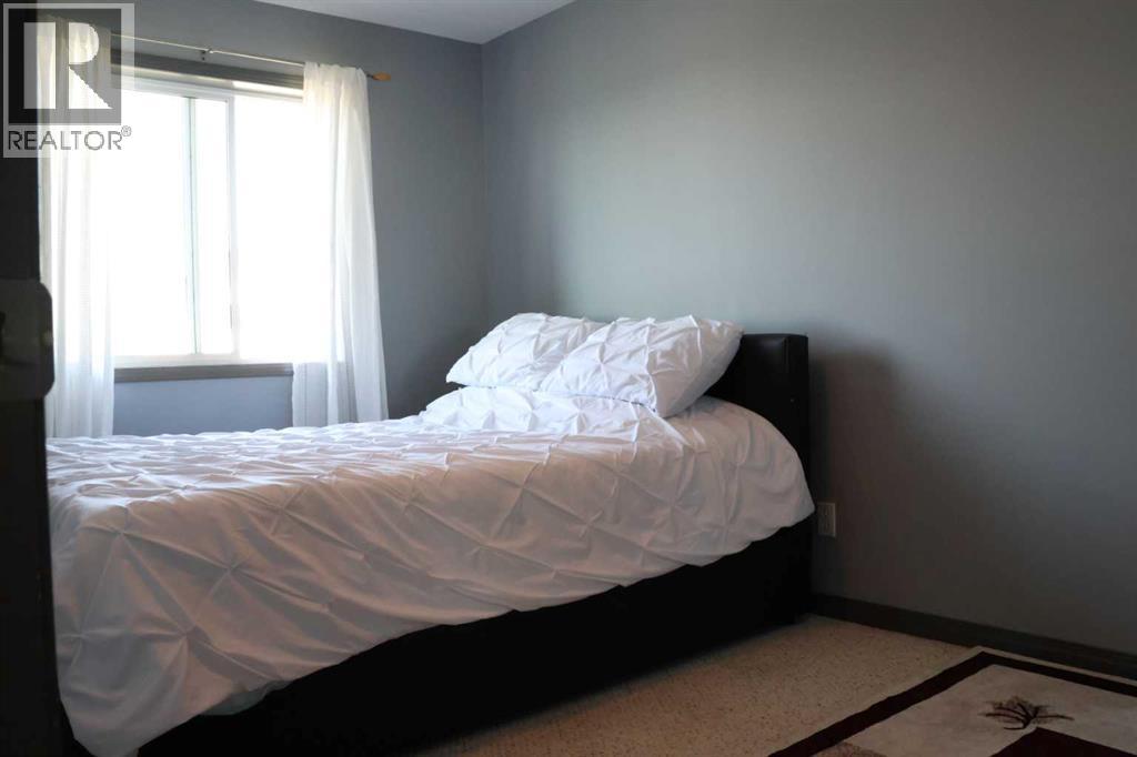 Photo 8 of 266 Marthas Manor Ne, Calgary AB