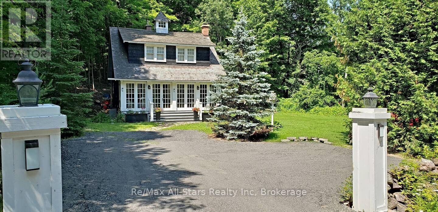 Photo 17 of 1037 Glenmount Road, Lake Of Bays ON