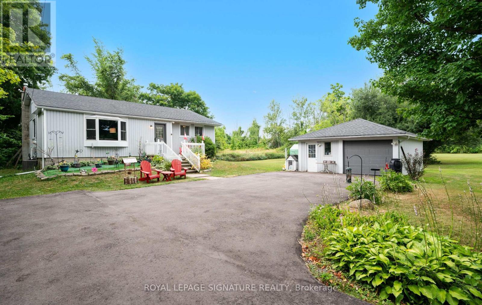 Photo 12 of 1359 10th Line, Innisfil ON