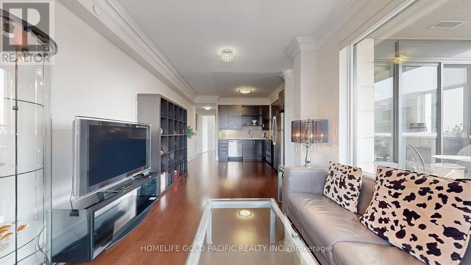 Photo 10 of Rg 1 Lph 1 8200 Birchmount Road, Markham ON