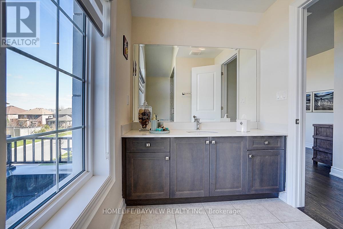 Photo 19 of 326 Worthington Avenue, Richmond Hill ON
