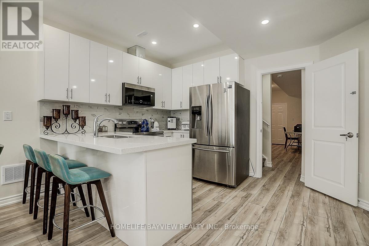 Photo 28 of 326 Worthington Avenue, Richmond Hill ON