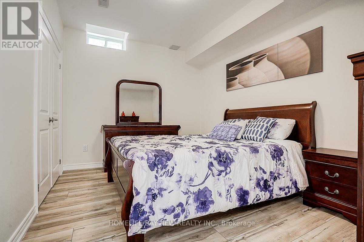 Photo 31 of 326 Worthington Avenue, Richmond Hill ON
