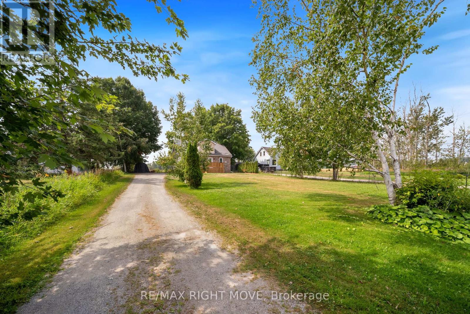 Photo 24 of 2639 Ego Side Road, Severn ON