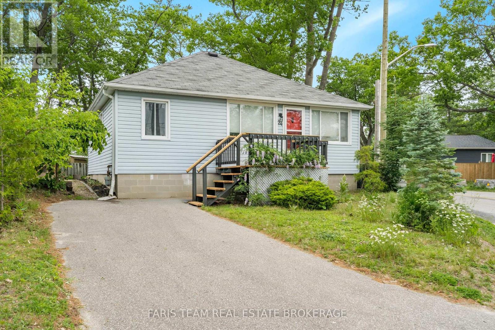 Photo 24 of 24 Old Mosley Street, Wasaga Beach ON