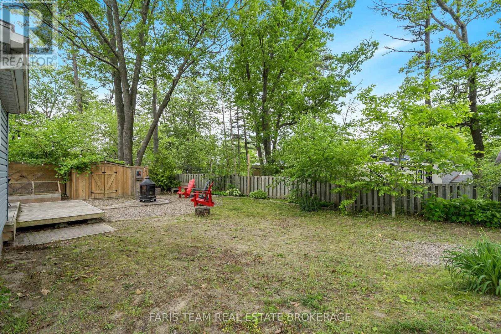 Photo 21 of 24 Old Mosley Street, Wasaga Beach ON