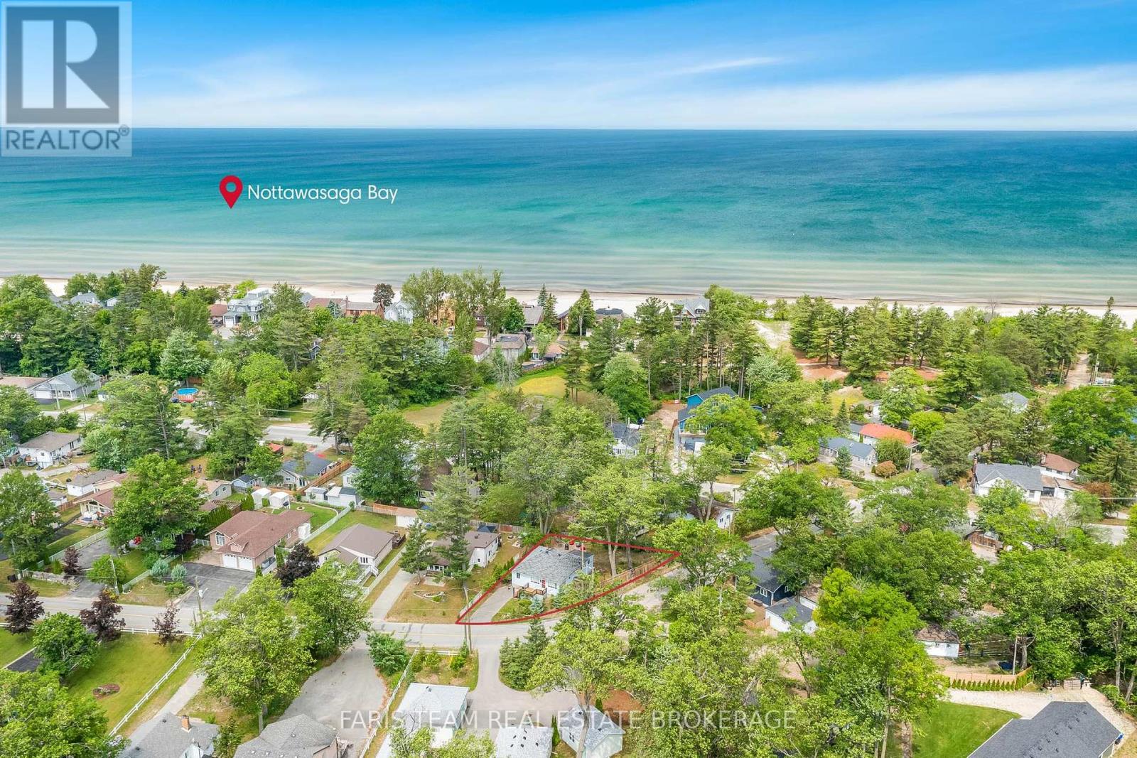 Photo 12 of 24 Old Mosley Street, Wasaga Beach ON
