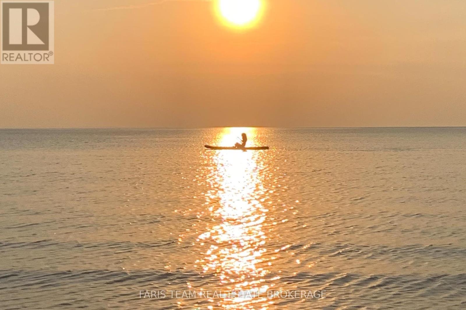 Photo 16 of 24 Old Mosley Street, Wasaga Beach ON