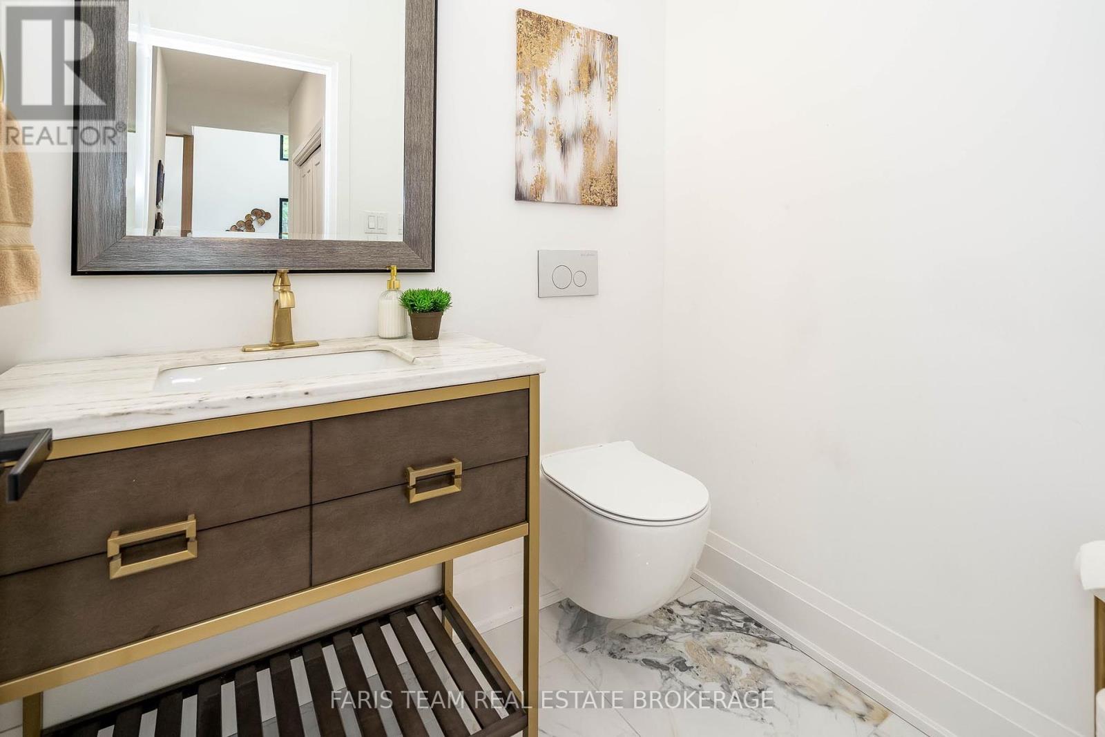 Photo 25 of 183 Woodland Drive, Wasaga Beach ON