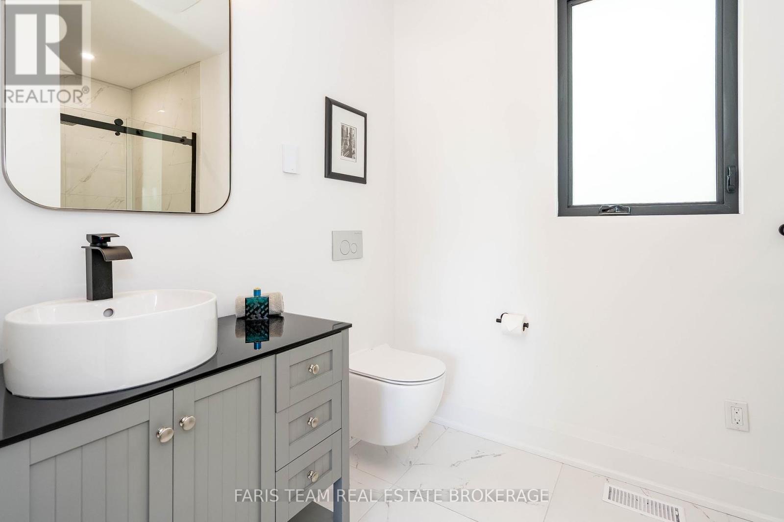 Photo 2 of 183 Woodland Drive, Wasaga Beach ON