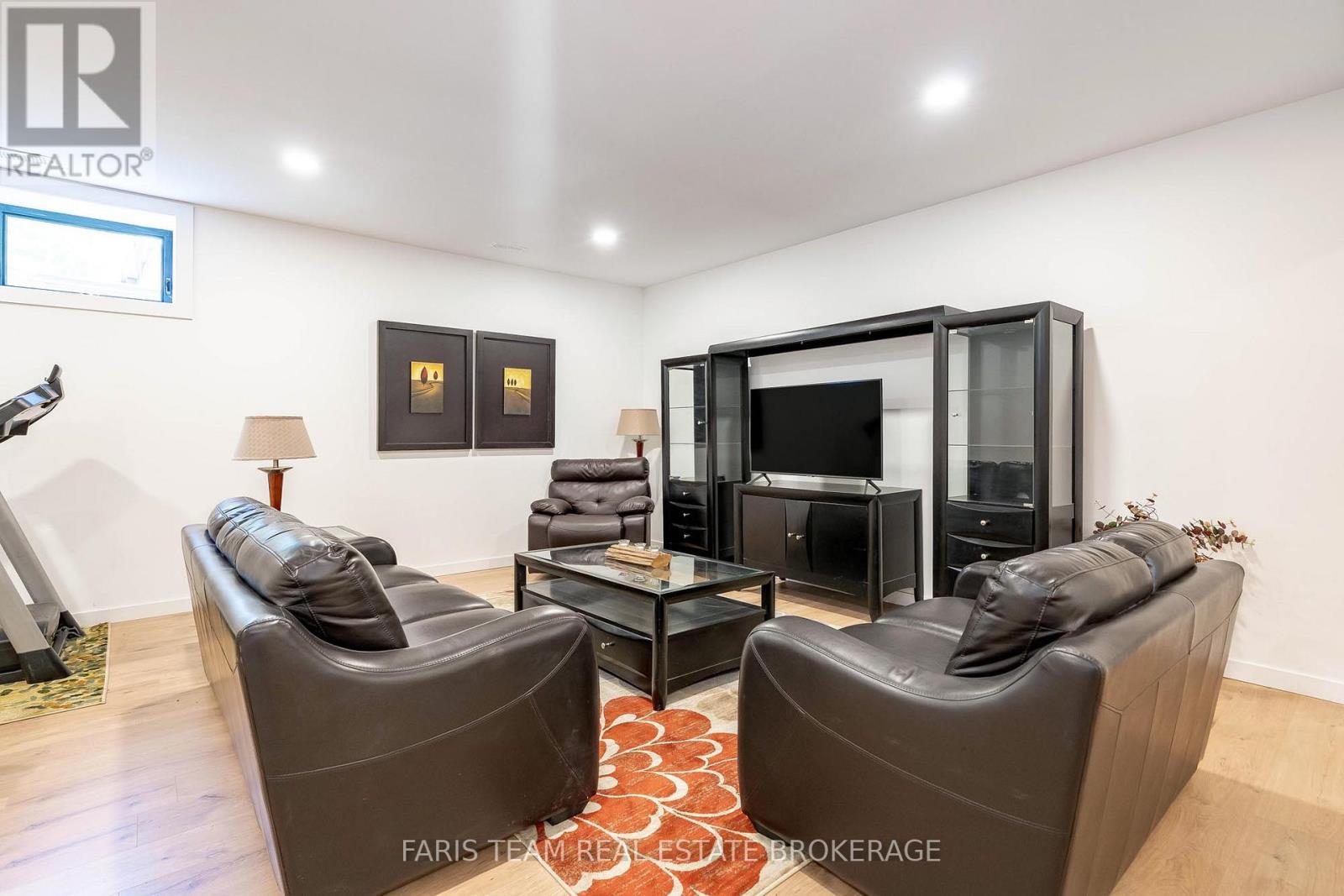 Photo 28 of 183 Woodland Drive, Wasaga Beach ON