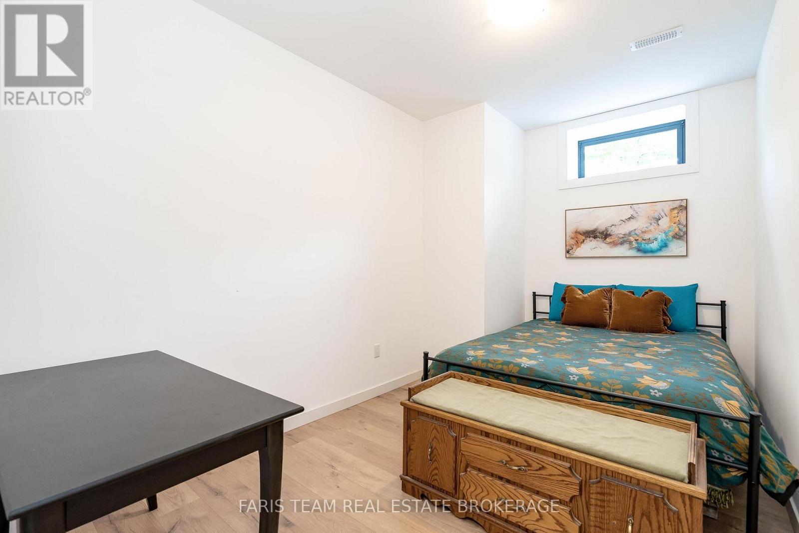 Photo 29 of 183 Woodland Drive, Wasaga Beach ON