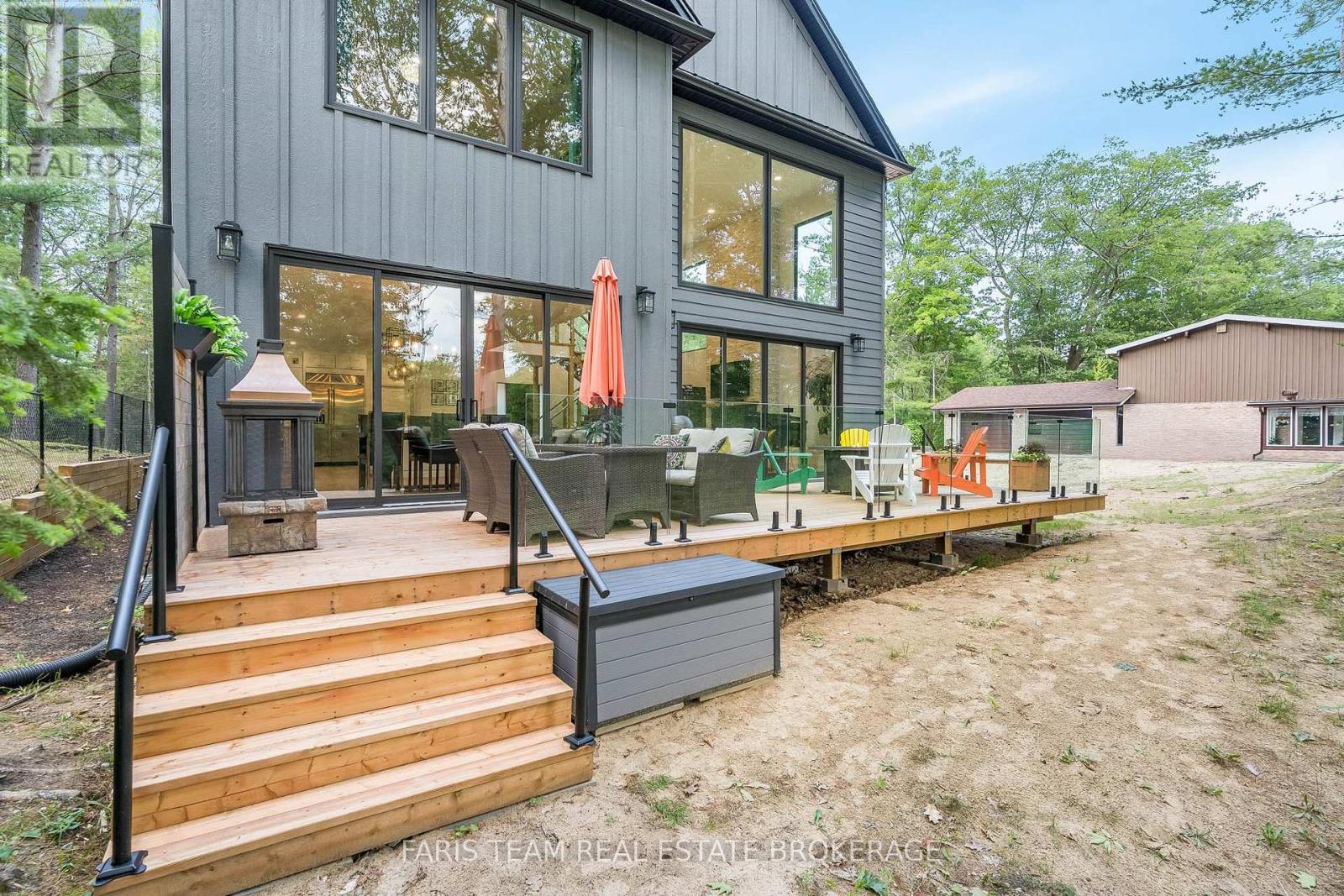 Photo 47 of 183 Woodland Drive, Wasaga Beach ON