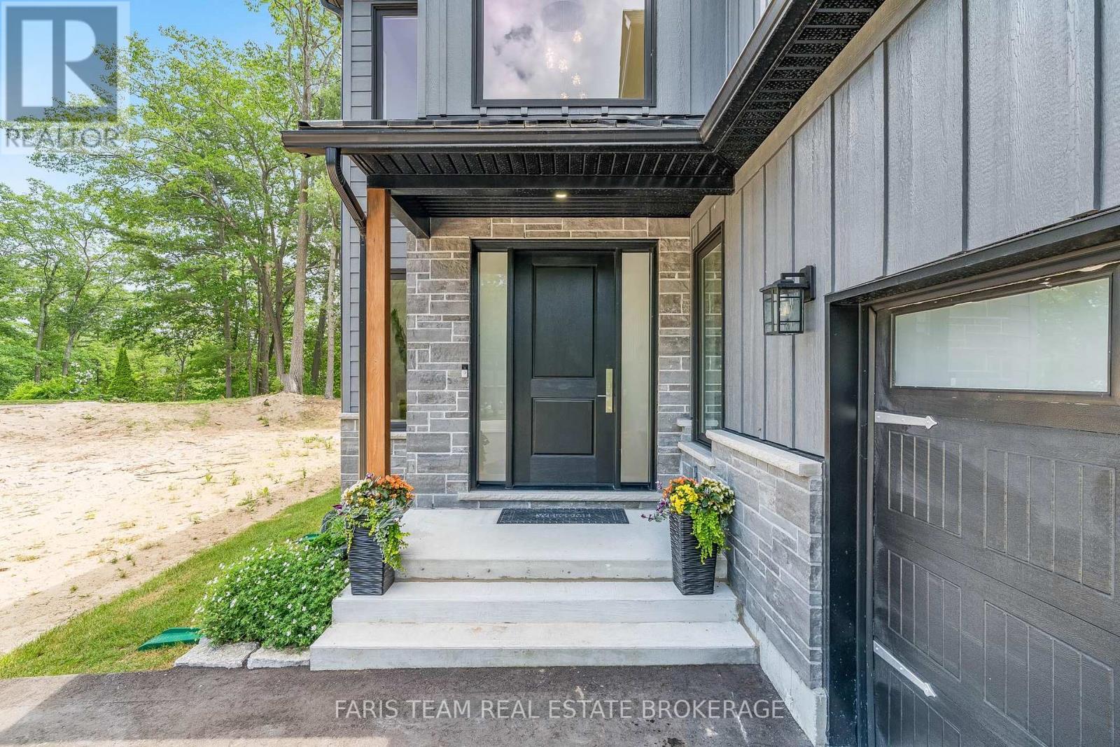 Photo 27 of 183 Woodland Drive, Wasaga Beach ON