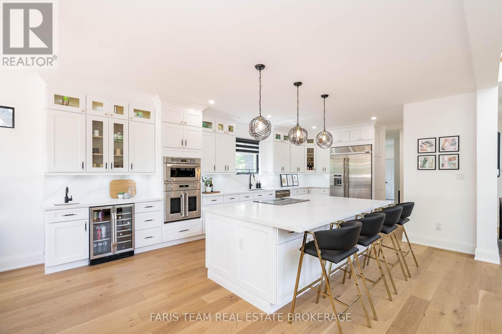 Photo 42 of 183 Woodland Drive, Wasaga Beach ON