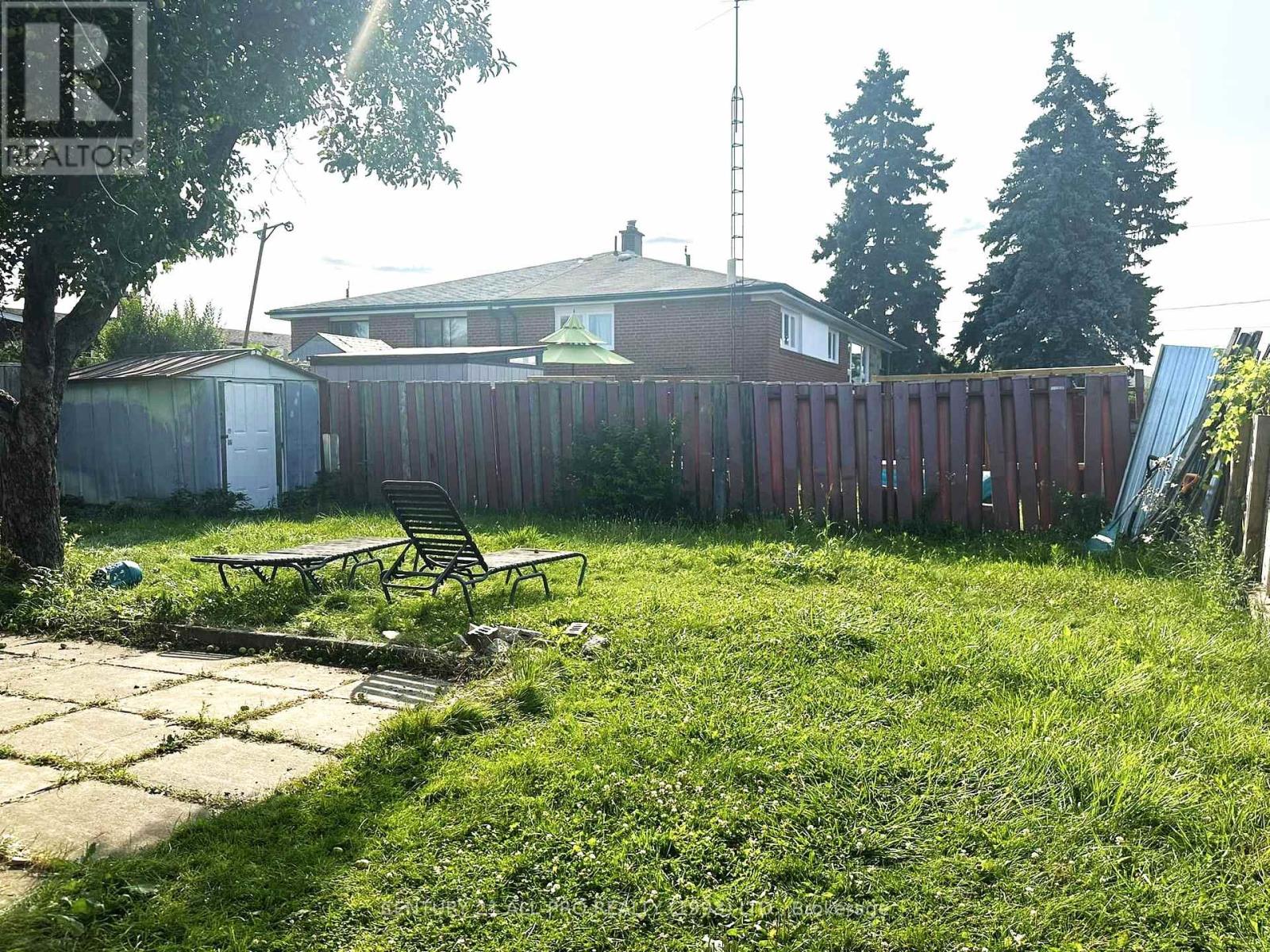 Photo 39 of 84 Goldsboro Road, Toronto ON