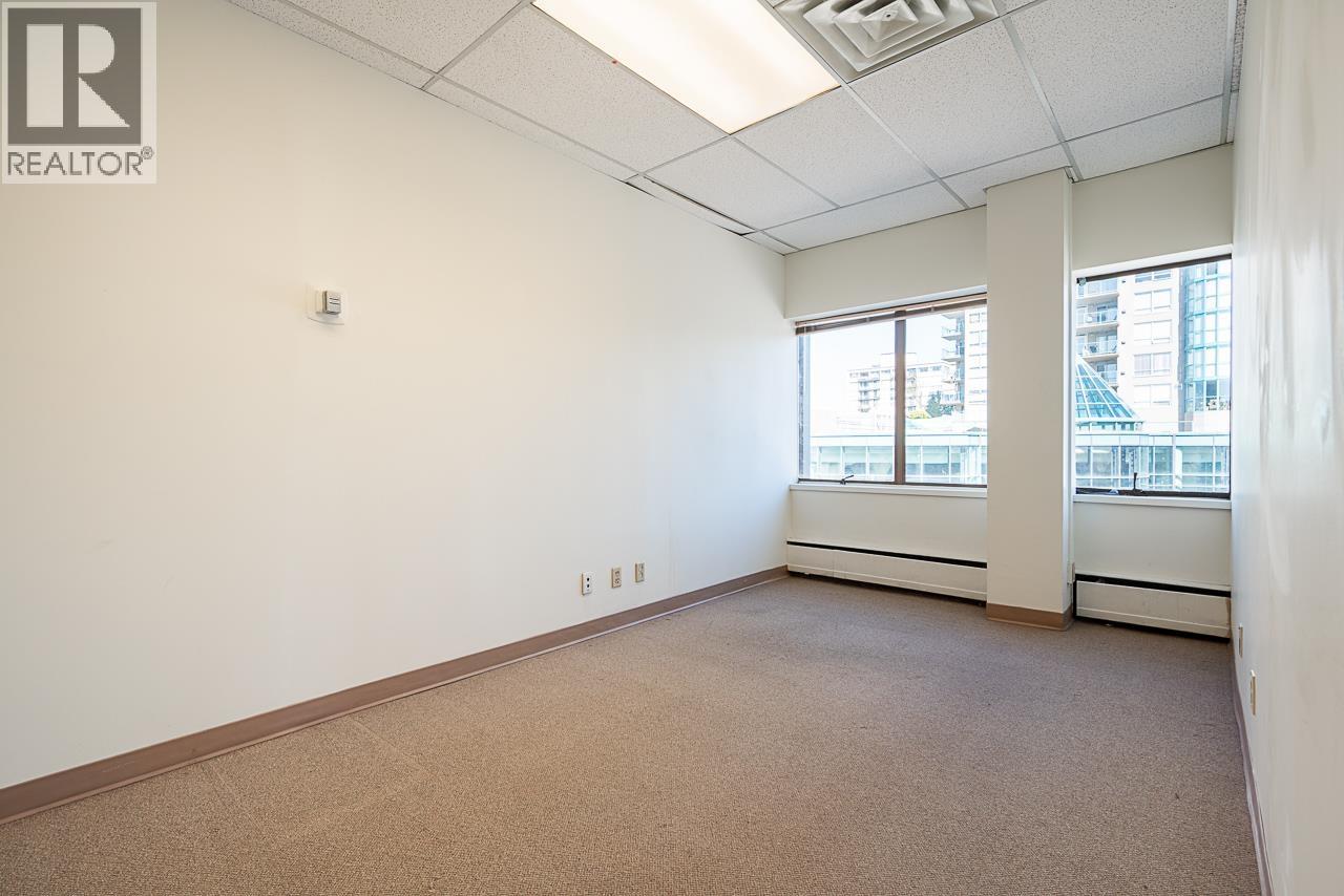 Photo 14 of 330 550 Sixth Street, New Westminster BC