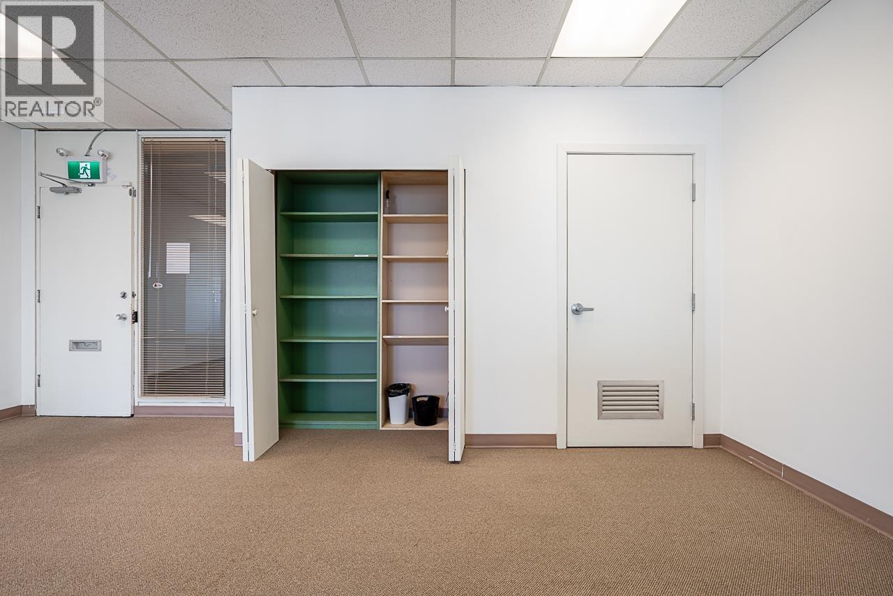 Photo 3 of 330 550 Sixth Street, New Westminster BC