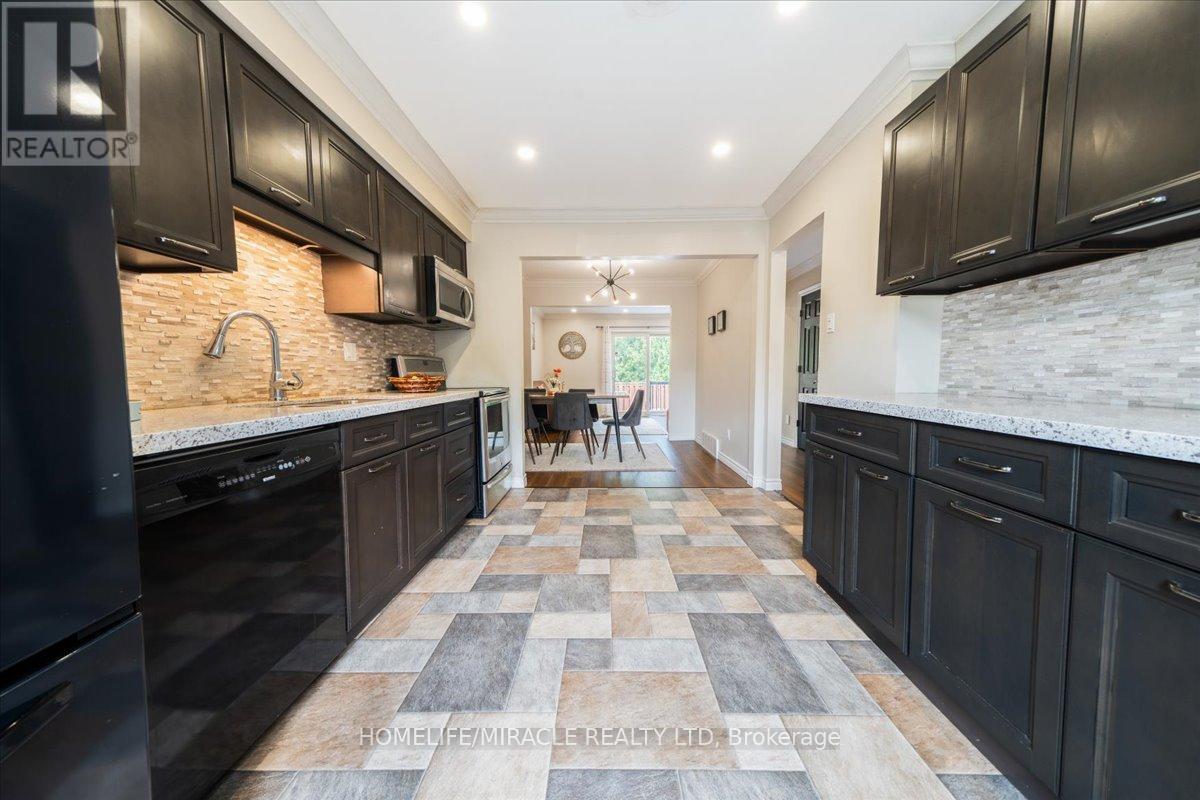 Photo 24 of 1548 Westminster Place, Burlington ON