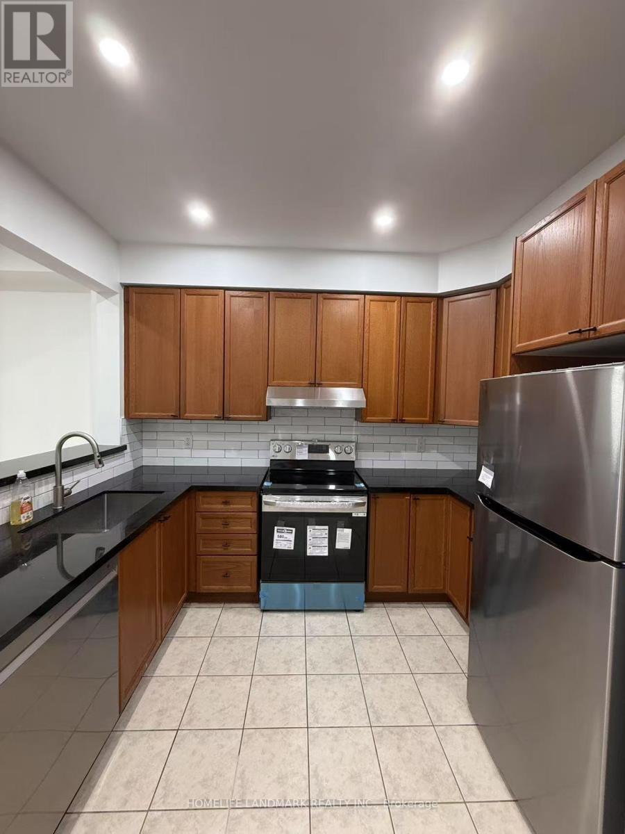 Photo 6 of 21 1015 Galesway Boulevard, Mississauga ON