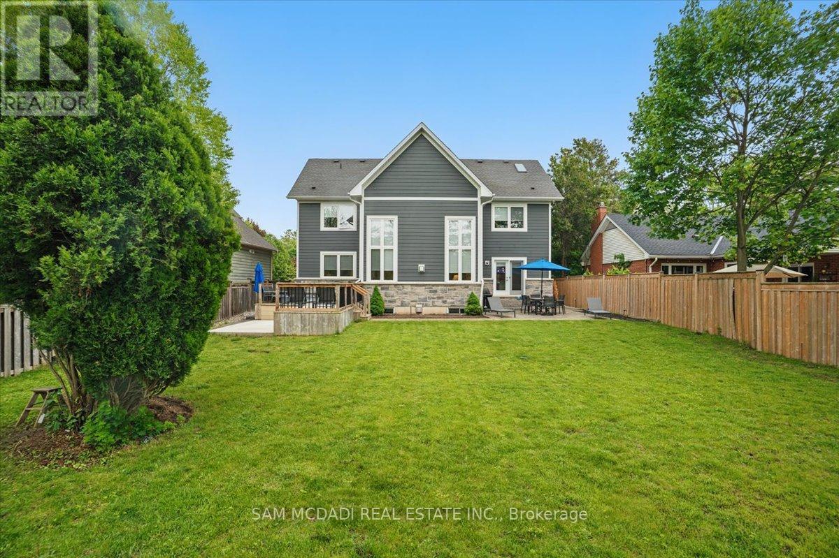 Photo 25 of 2163 Deyncourt Drive, Burlington ON