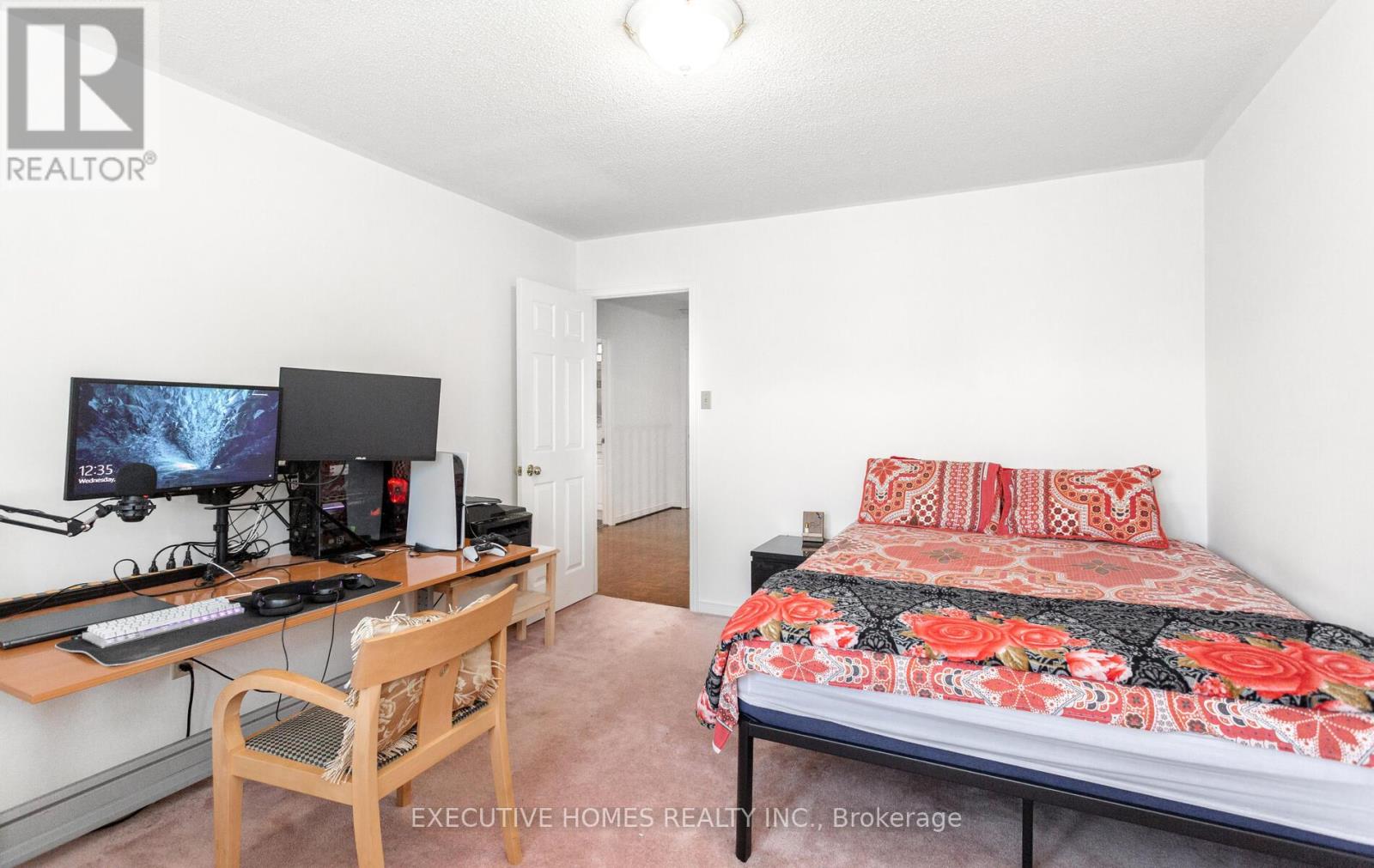 Photo 40 of 5489 Glen Erin Drive, Mississauga ON