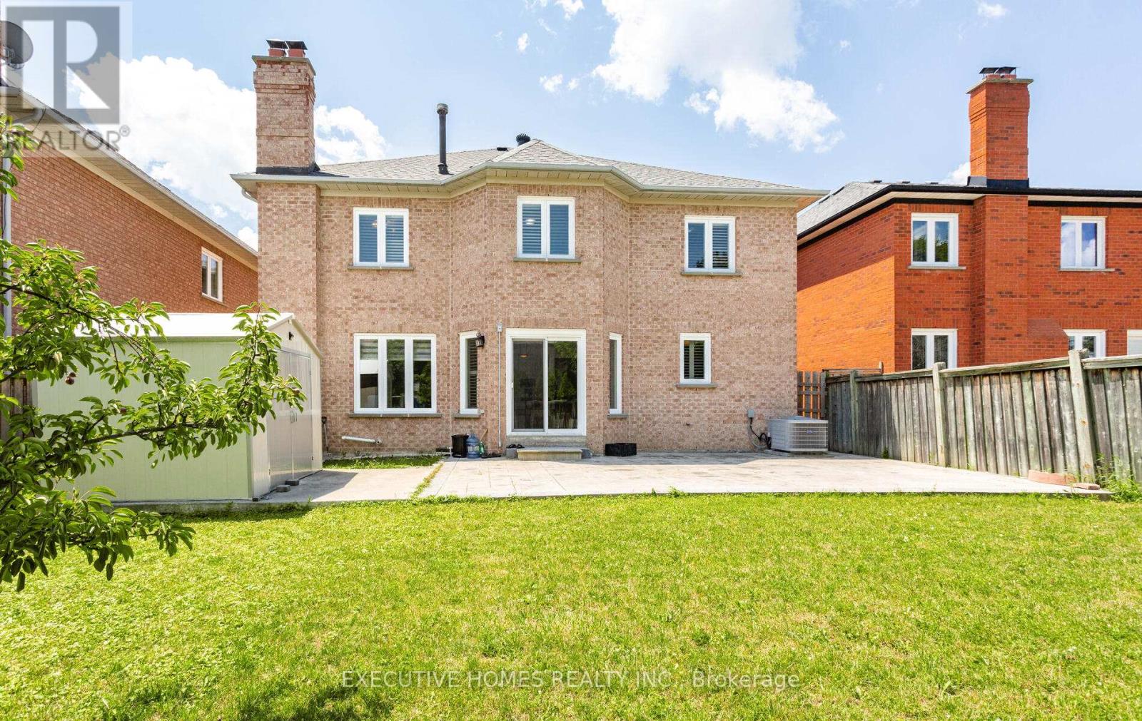 Photo 31 of 5489 Glen Erin Drive, Mississauga ON