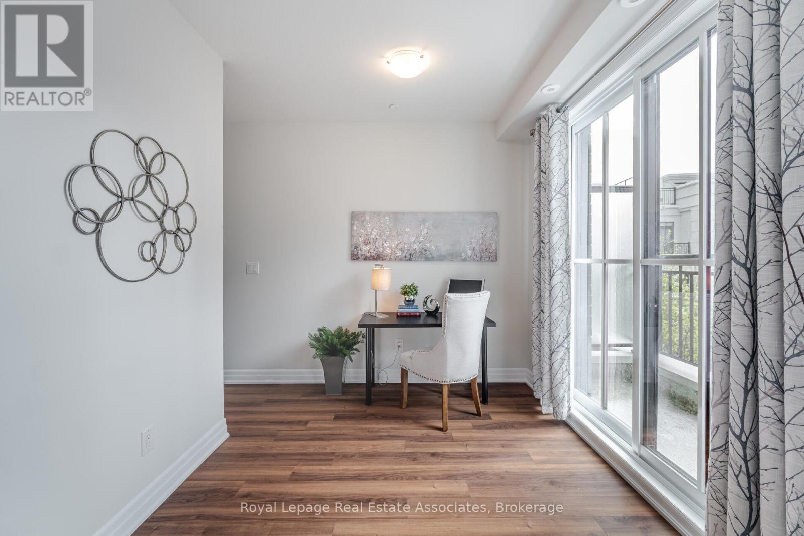 Photo 15 of 728 665 Cricklewood Drive, Mississauga ON
