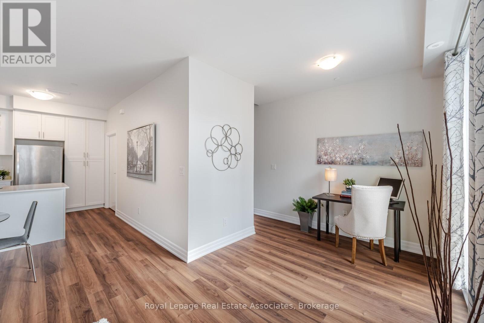 Photo 16 of 728 665 Cricklewood Drive, Mississauga ON