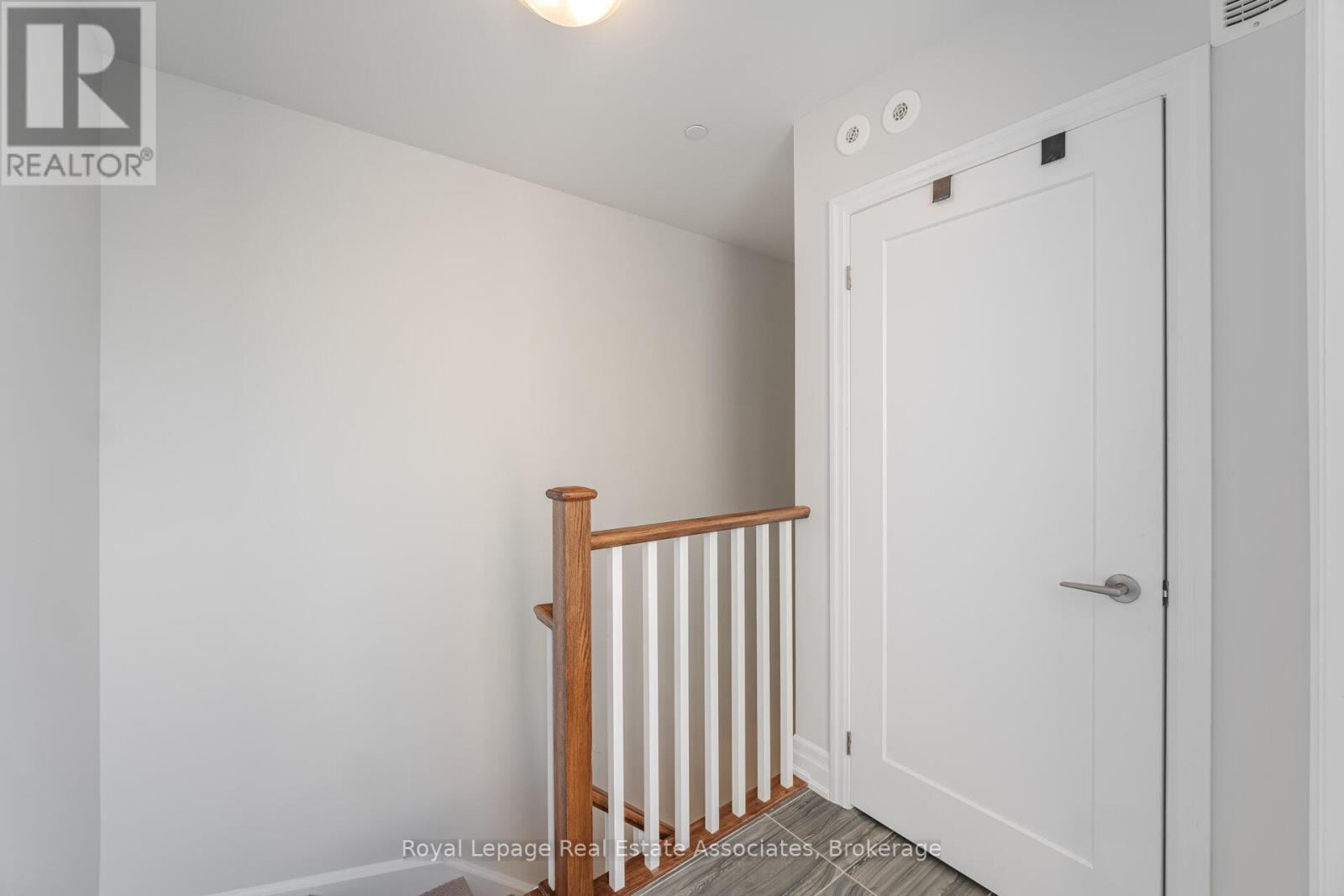 Photo 29 of 728 665 Cricklewood Drive, Mississauga ON