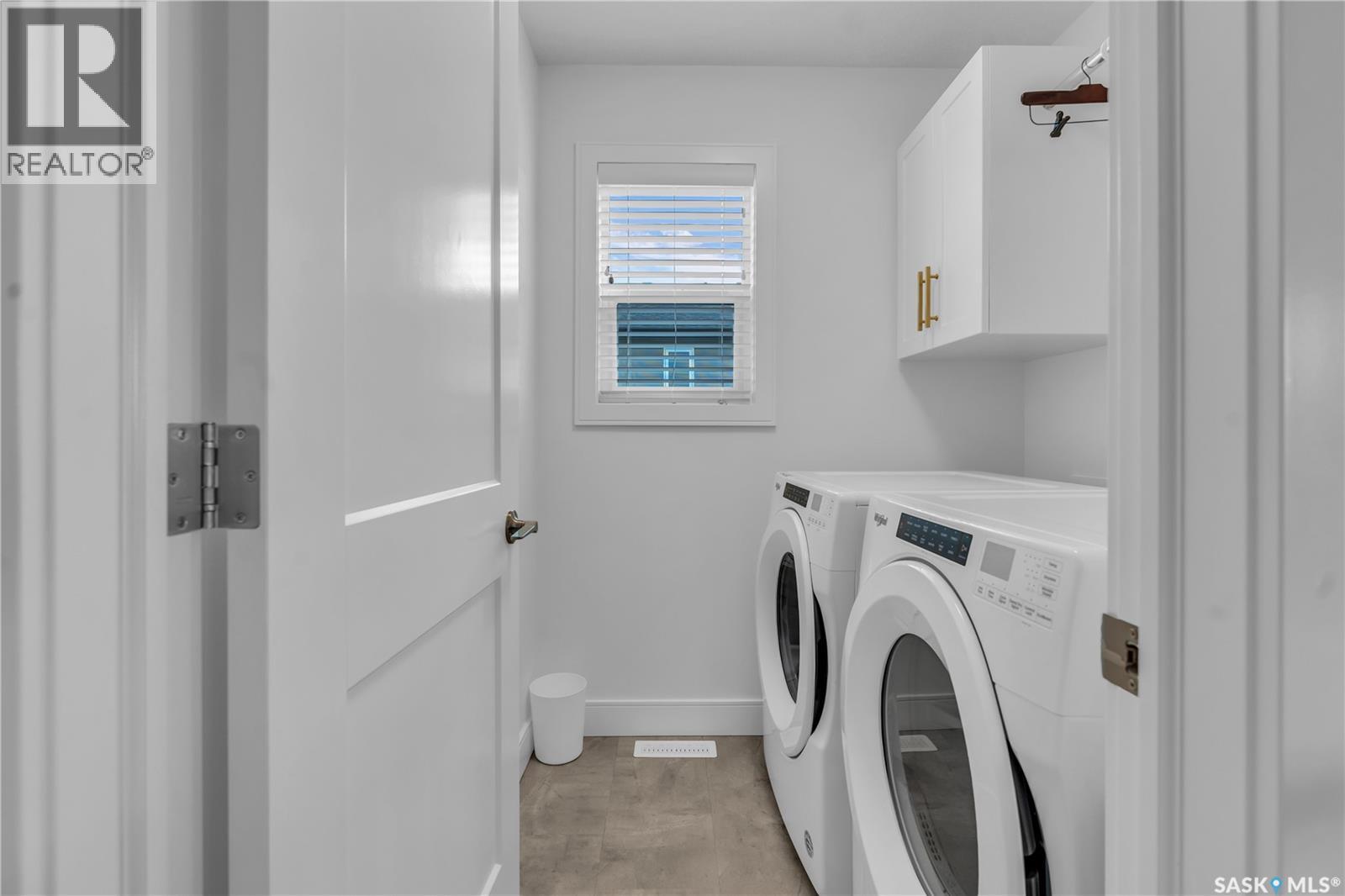 Photo 18 of 574 Burgess Crescent, Saskatoon SK