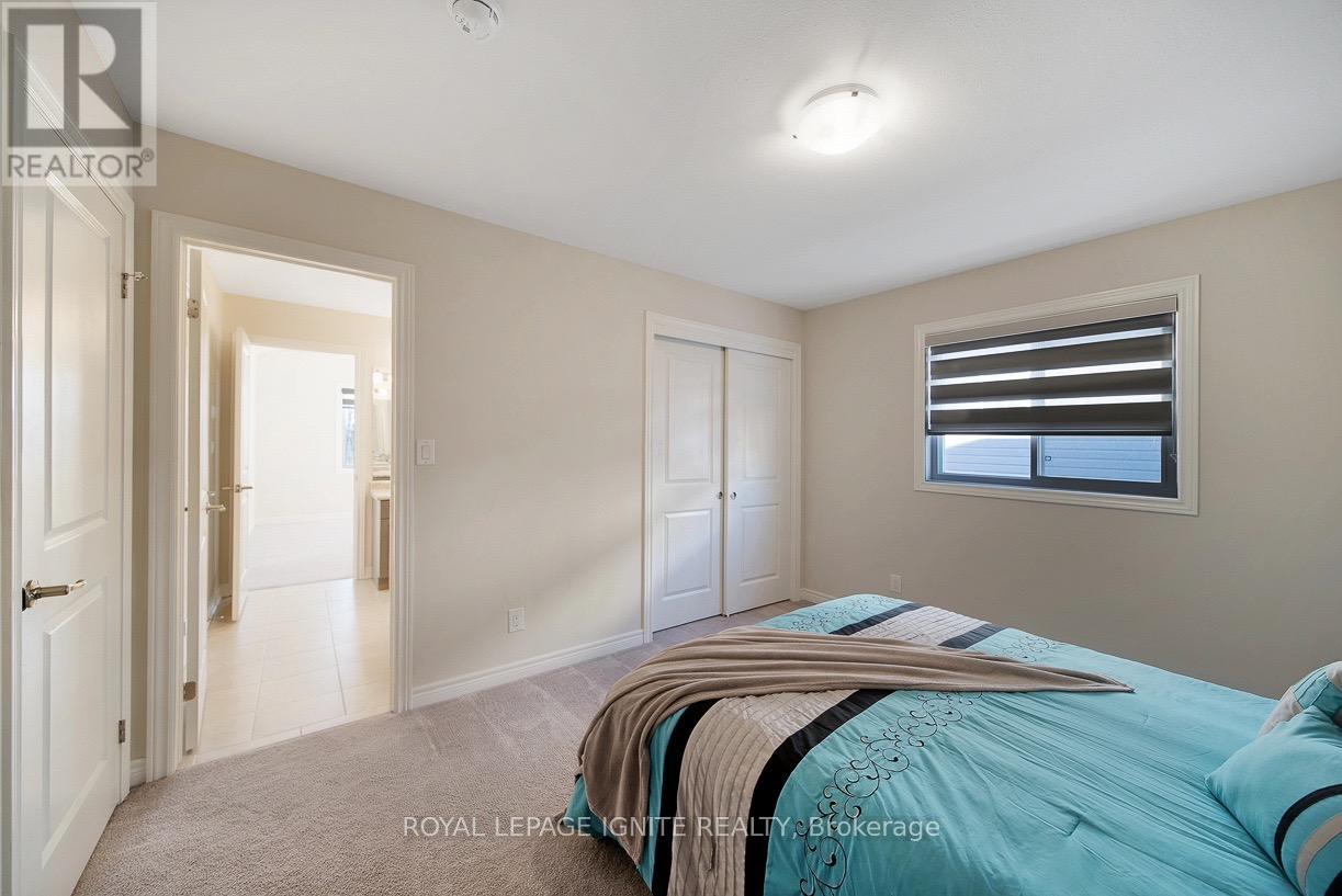 Photo 11 of 328 Julia Drive, Welland ON