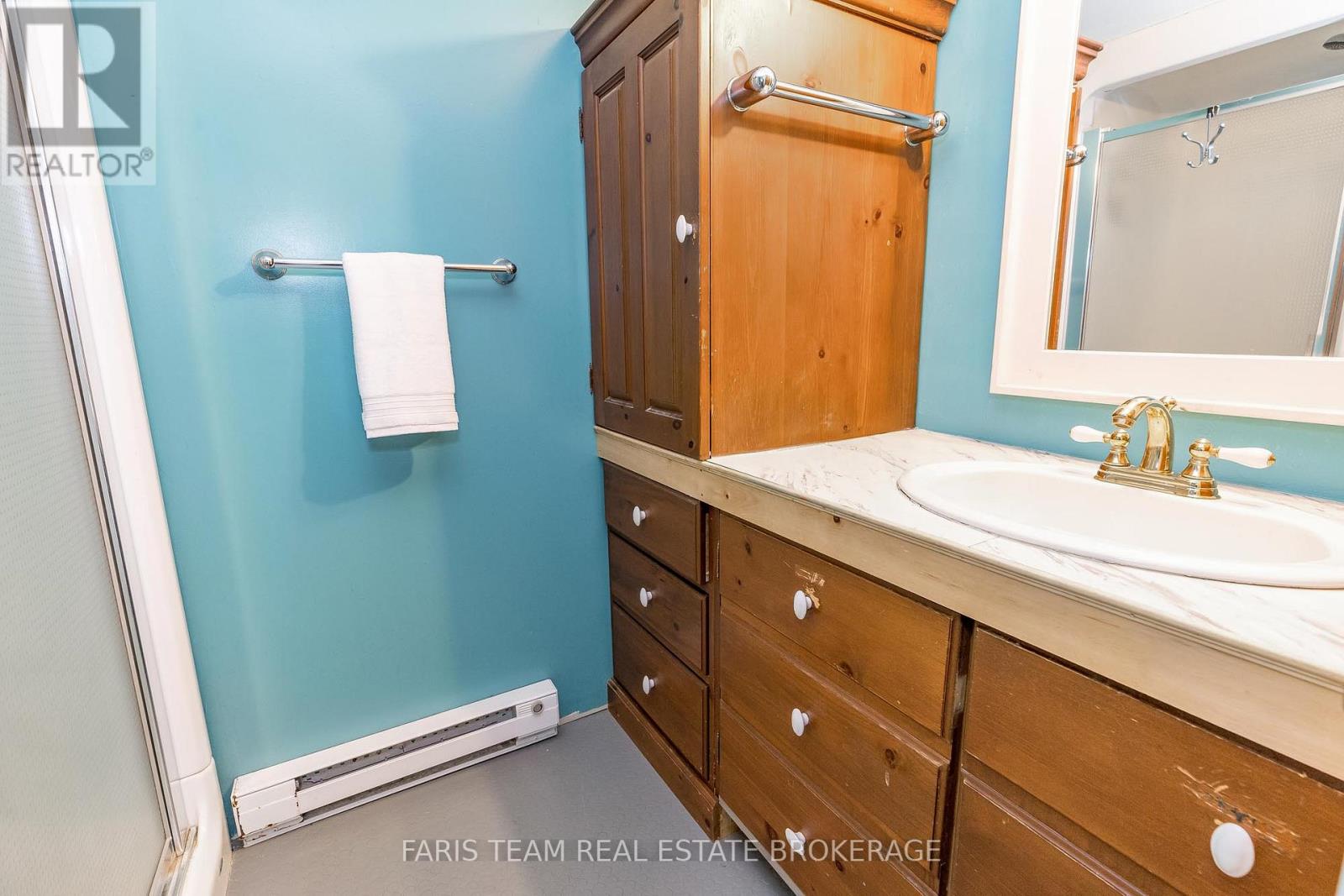 Photo 32 of 1105 Fraserburg Road, Bracebridge ON