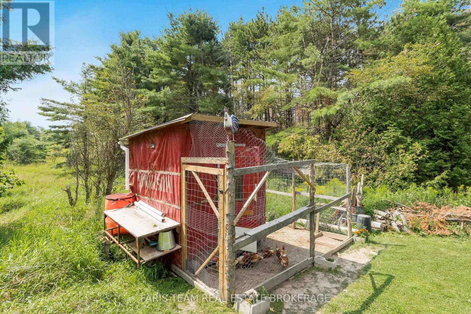 Photo 31 of 1105 Fraserburg Road, Bracebridge ON