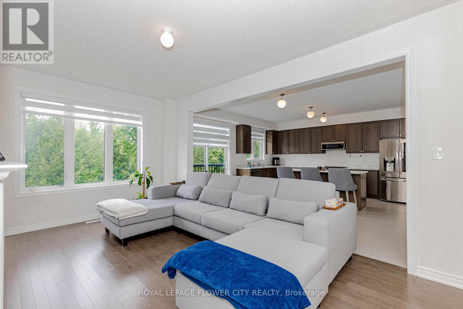 Photo 9 of 226 Chippewa Avenue, Shelburne ON
