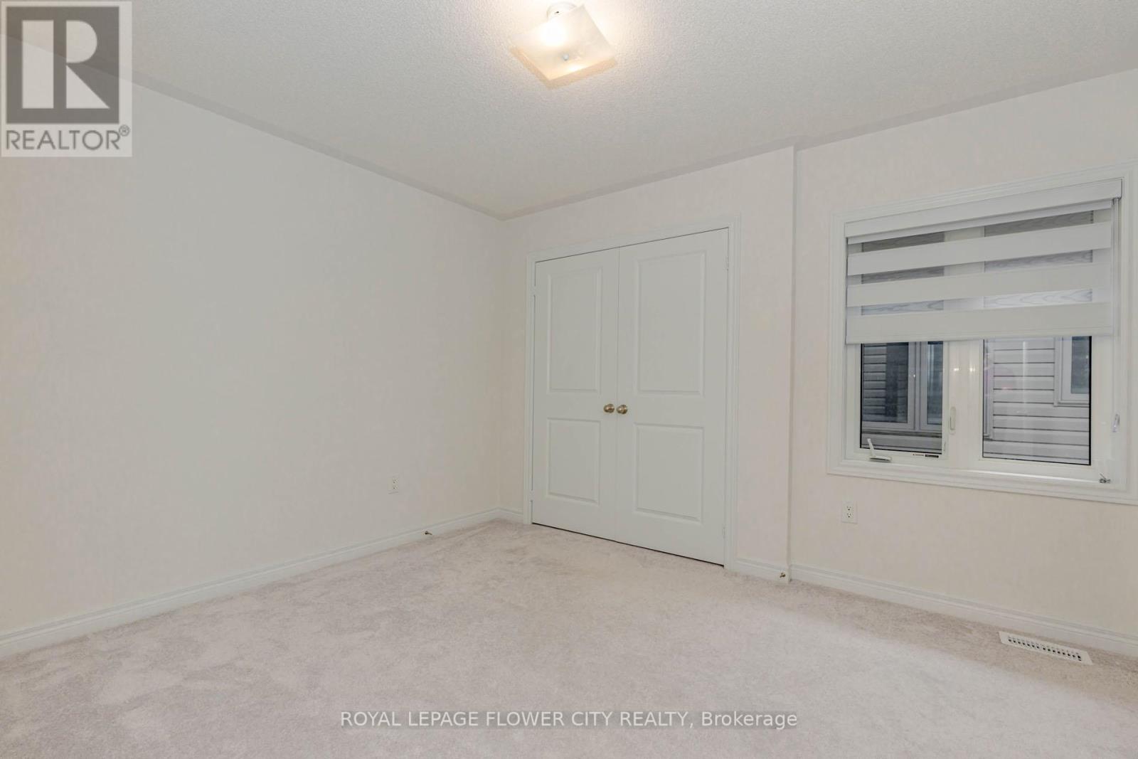 Photo 3 of 226 Chippewa Avenue, Shelburne ON