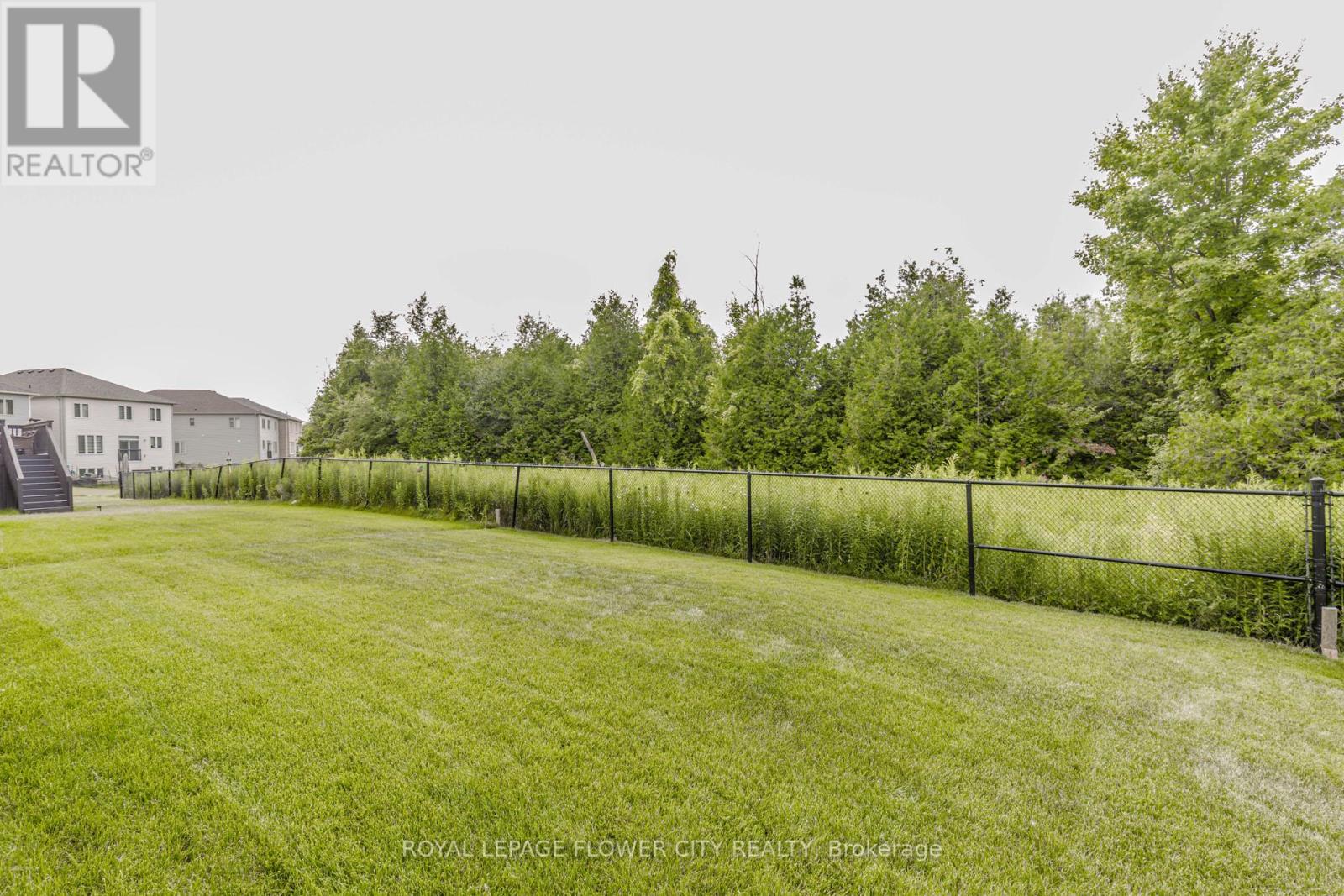 Photo 2 of 226 Chippewa Avenue, Shelburne ON