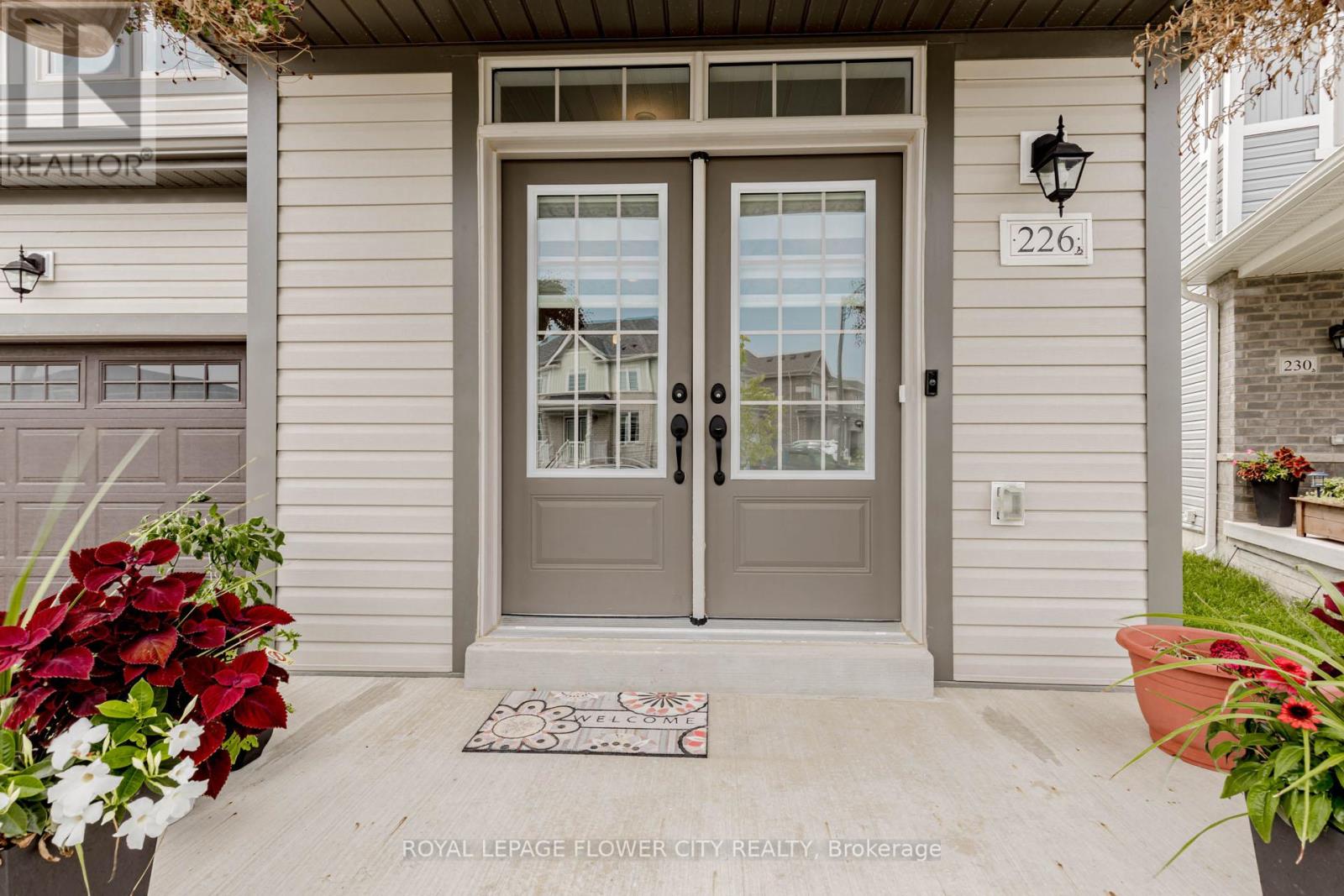 Photo 4 of 226 Chippewa Avenue, Shelburne ON