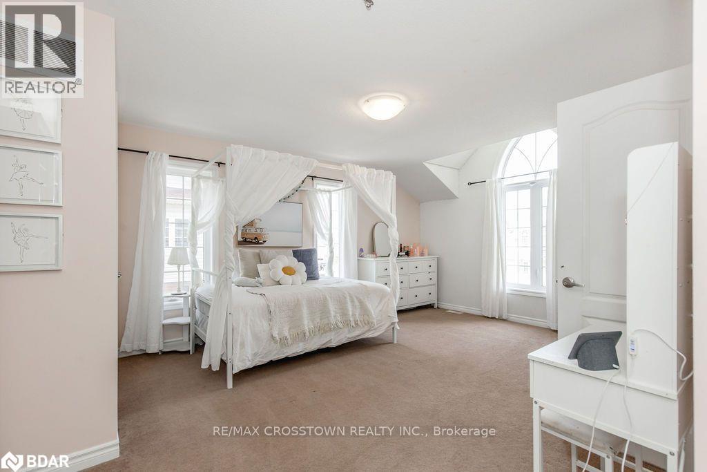 Photo 29 of 61 The Queensway, Barrie ON