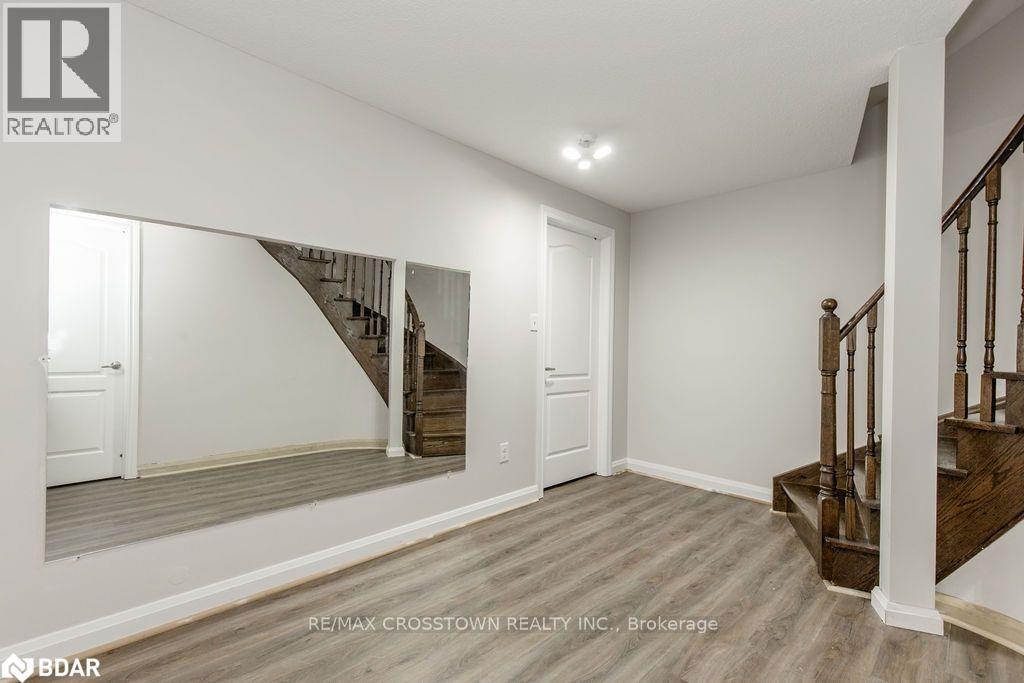 Photo 21 of 61 The Queensway, Barrie ON