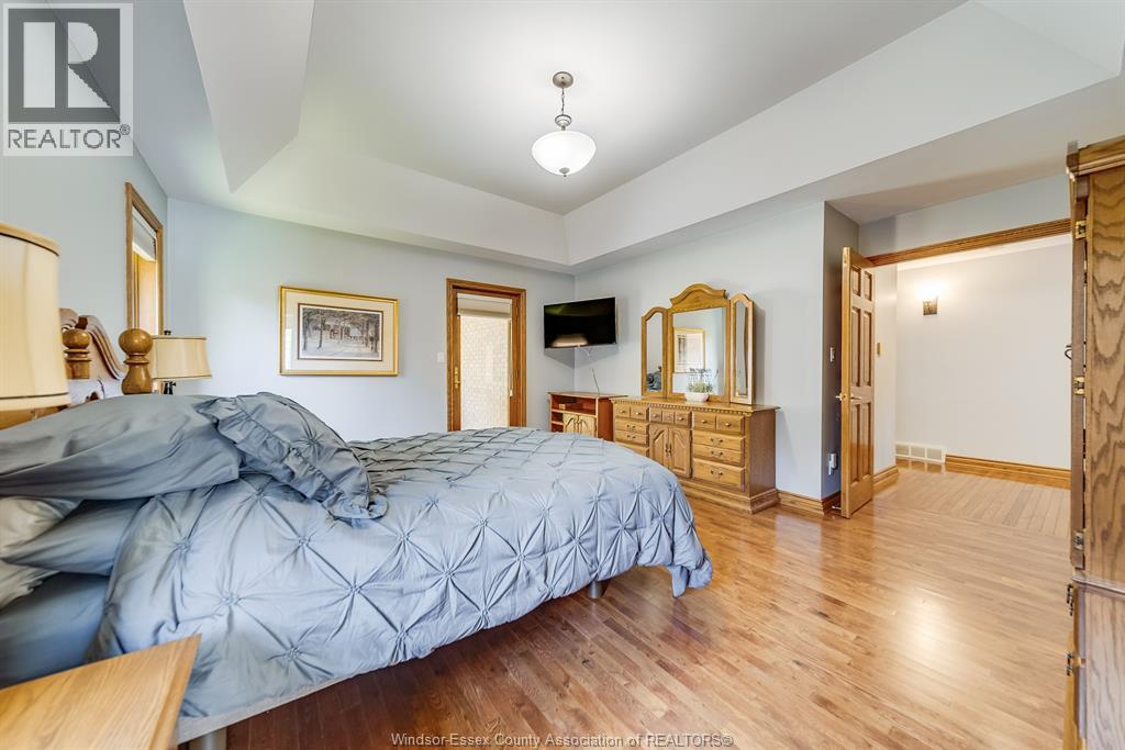 Photo 41 of 211 Woodland Drive, Harrow ON