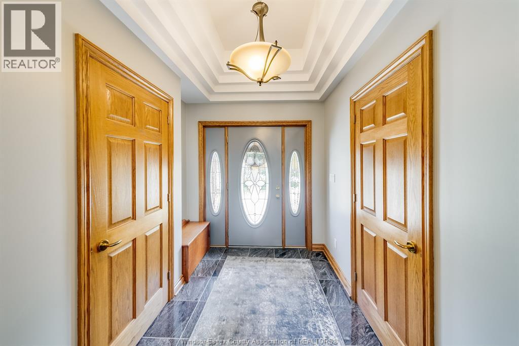 Photo 9 of 211 Woodland Drive, Harrow ON
