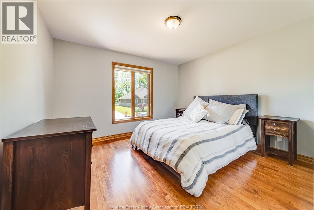 Photo 48 of 211 Woodland Drive, Harrow ON