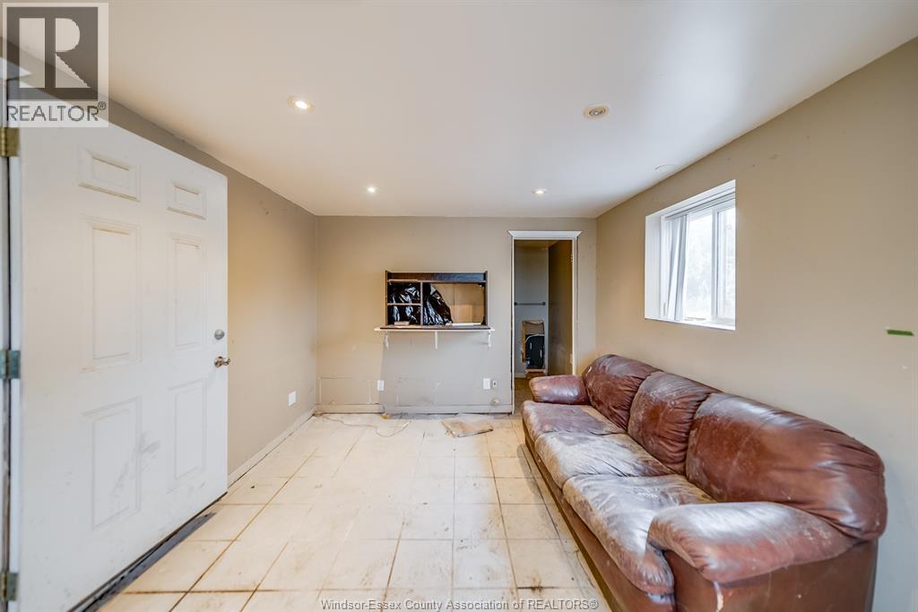Photo 21 of 737 739 County Rd 2, Lakeshore ON